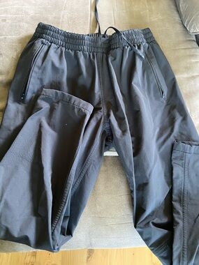 Outdoor Voices Black Drawstring Utility Joggers